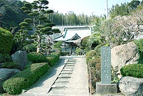 臨済宗  荘厳寺